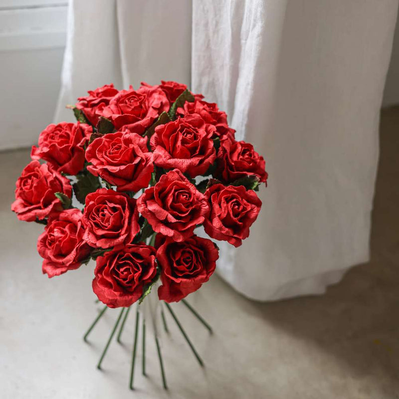 cadeau-saint-valentin-flowrette-papier-rouge
