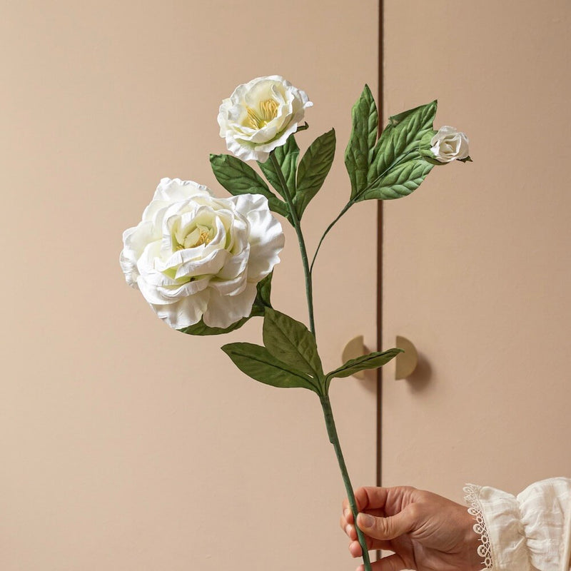 fleurs-en-papier-artisanale-rose-caroline-blanches