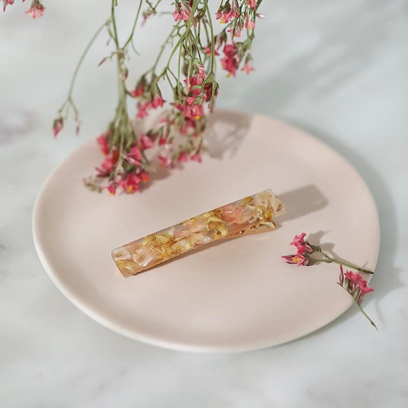 Barrette fleurie