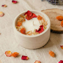 Blumige Kerzennüsse und Honig