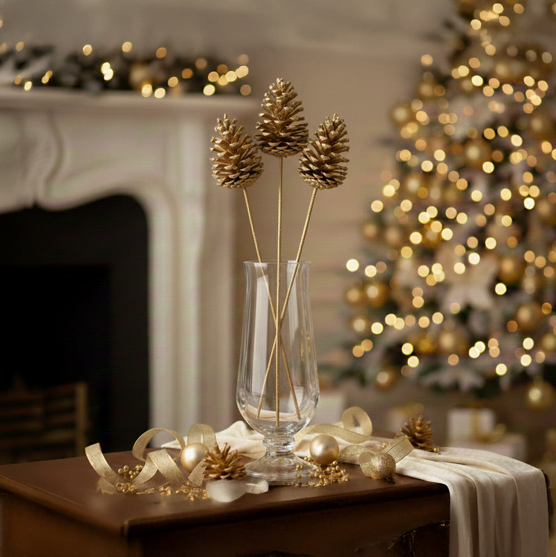 Tannenzapfen - goldener Stiel