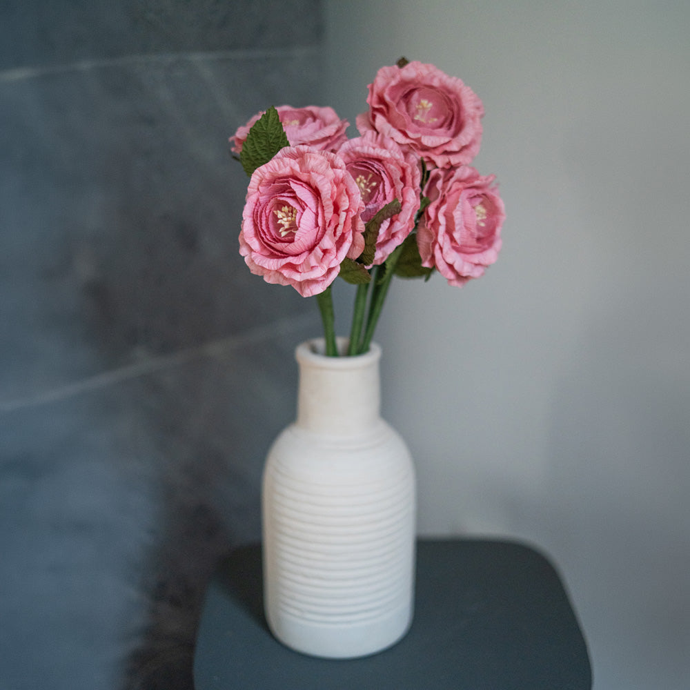 Englische Rose aus zartrosa Papier