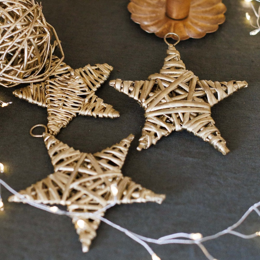 Étoiles de Noël en osier dorées x5