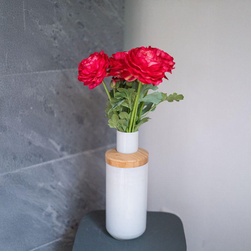 Flowrette-Kunstblumen. Ranunkeln-Fuchsia-Flowrette