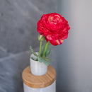 Flowrette-Kunstblumen. Ranunkeln-Fuchsia-Flowrette