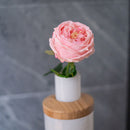 Flowrette Rose rose pâle artificielle real touch, fleur réaliste à la tige, fausse rose déco intérieure